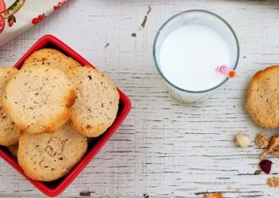 Macadamia, Cranberry and Nut Butter Cookies