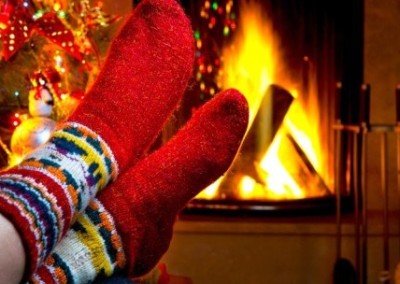 12 Effortless Ways to Stay Calm and Positive throughout the Holidays