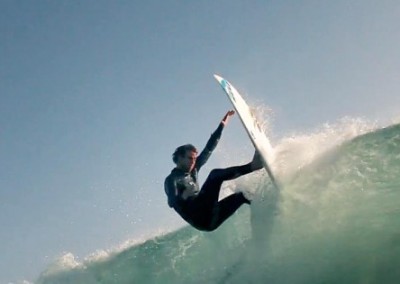 Slashing Waves on Sustainable Surfboards