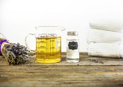 Easiest DIY Natural Fabric Softener