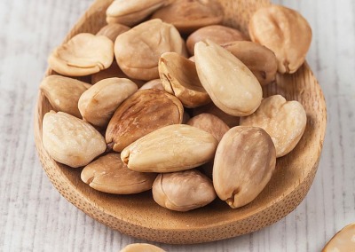 Stress-free snacking just got better with Spicy Toasted Almonds