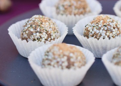 Healthy Pumpkin Spice Truffles