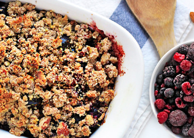Berry-Berry Crumble Gets an Anti-inflammatory Boost