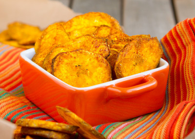 Fiber- and Nutrient-Rich Baked Turmeric Plantain Chips
