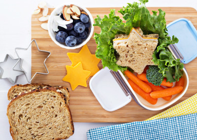 10 Healthy Ways to Perk Up Kids’ Lunches