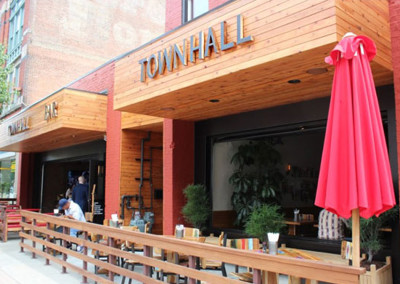 TownHall Urban Café Combines Cool, Delicious and Non-GMO