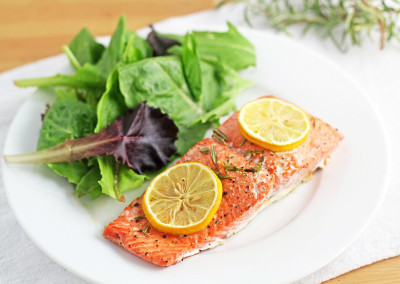 Easy Anti-inflammatory Lemon-Rosemary Salmon